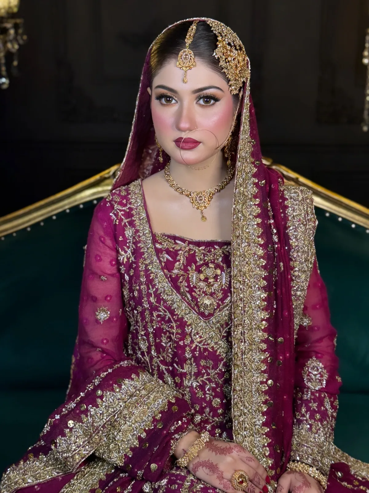 Barat: The gilded throne, makeup by ivory salon